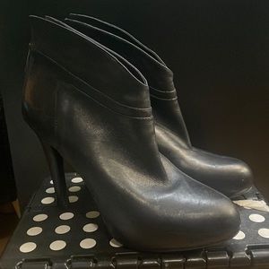 Jessica Simpson Aggie Black Leather Stiletto Bootie